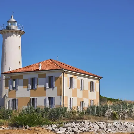 Seaside Bright Flat With Terrace - Beahost Μπιμπιόνε